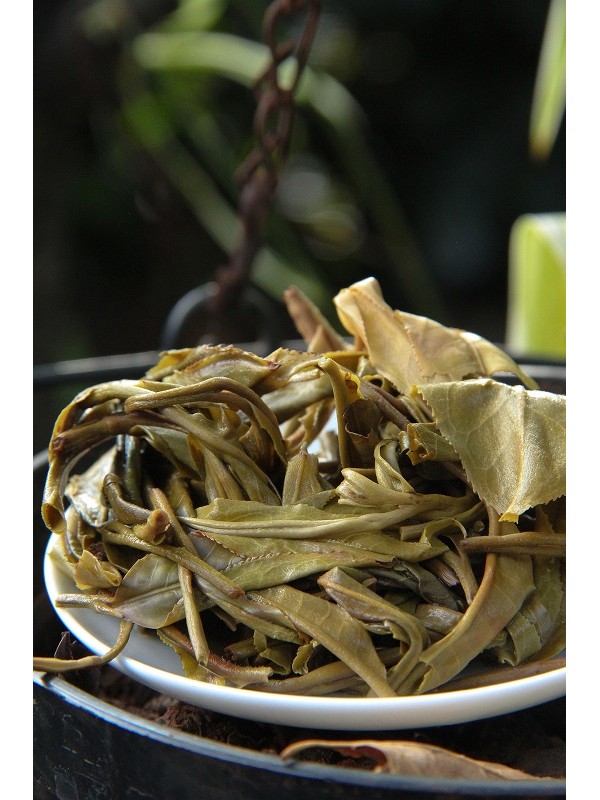 Feuilles Pu Erh Cru infusées
